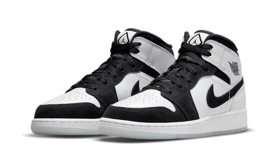 Nike Jordan 1 Mid Diamond
